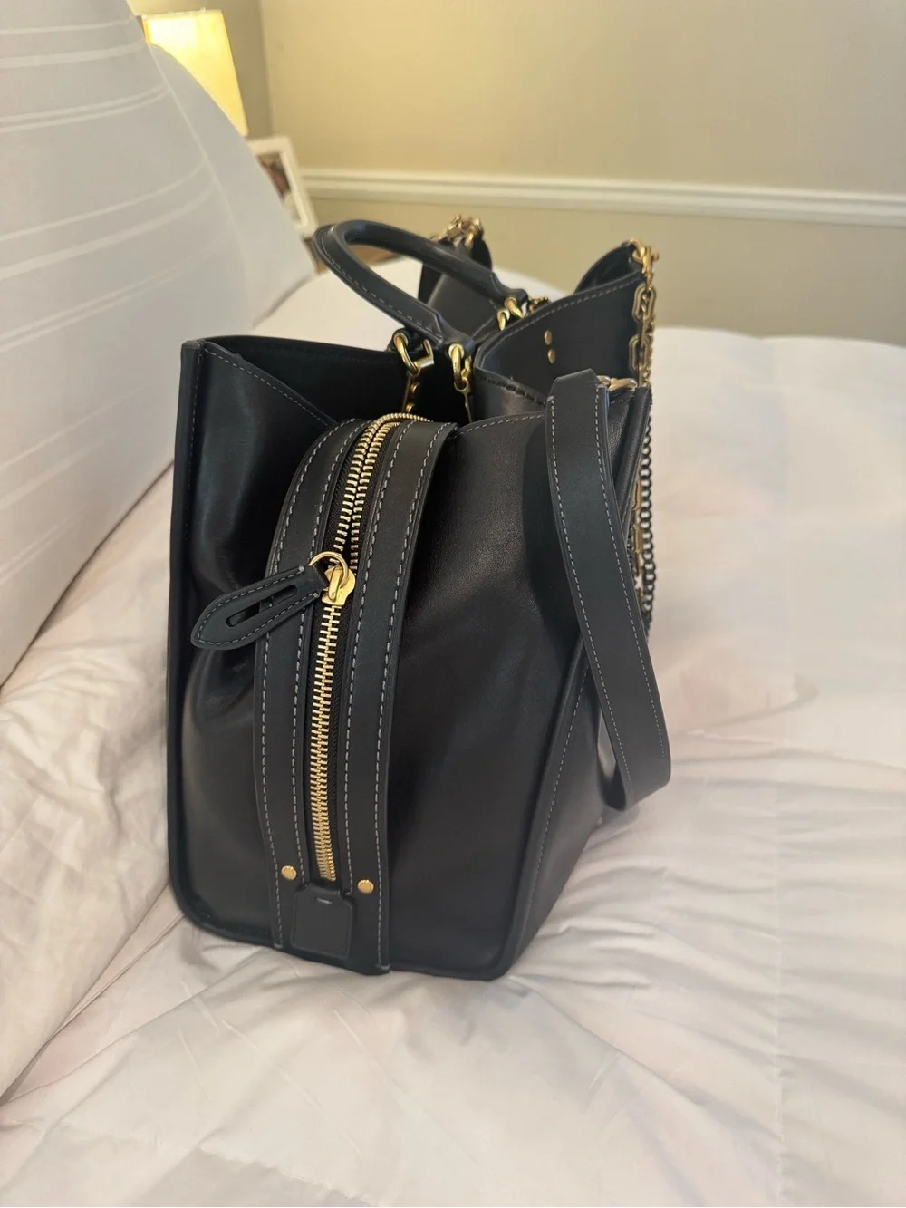 Coach Rouge 40 - Picture 2 of 7